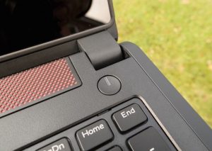 laptop dell bật không lên