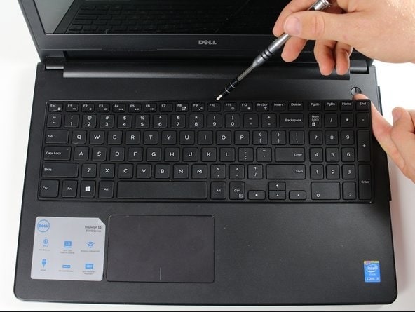 thay-ban-phim-laptop-dell-gia-bao-nhieu-3